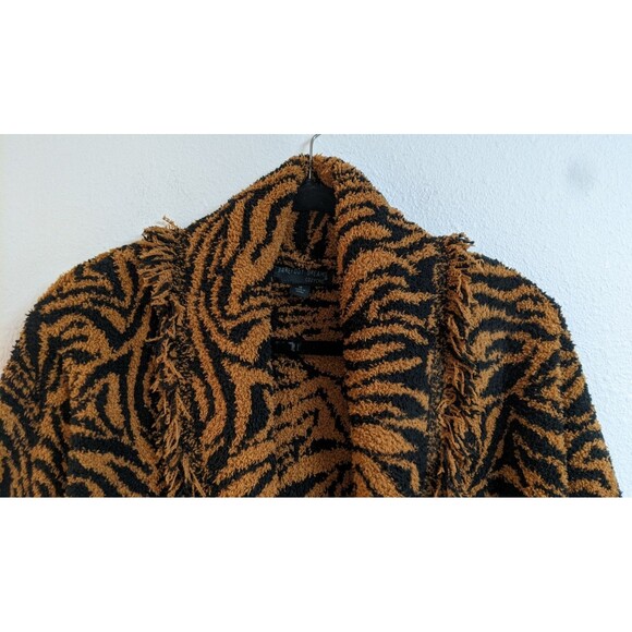 Barefoot Dreams - CozyChic Zebra Fringe Cardigan Sweater - Honey & Black Size M - Picture 4 of 12
